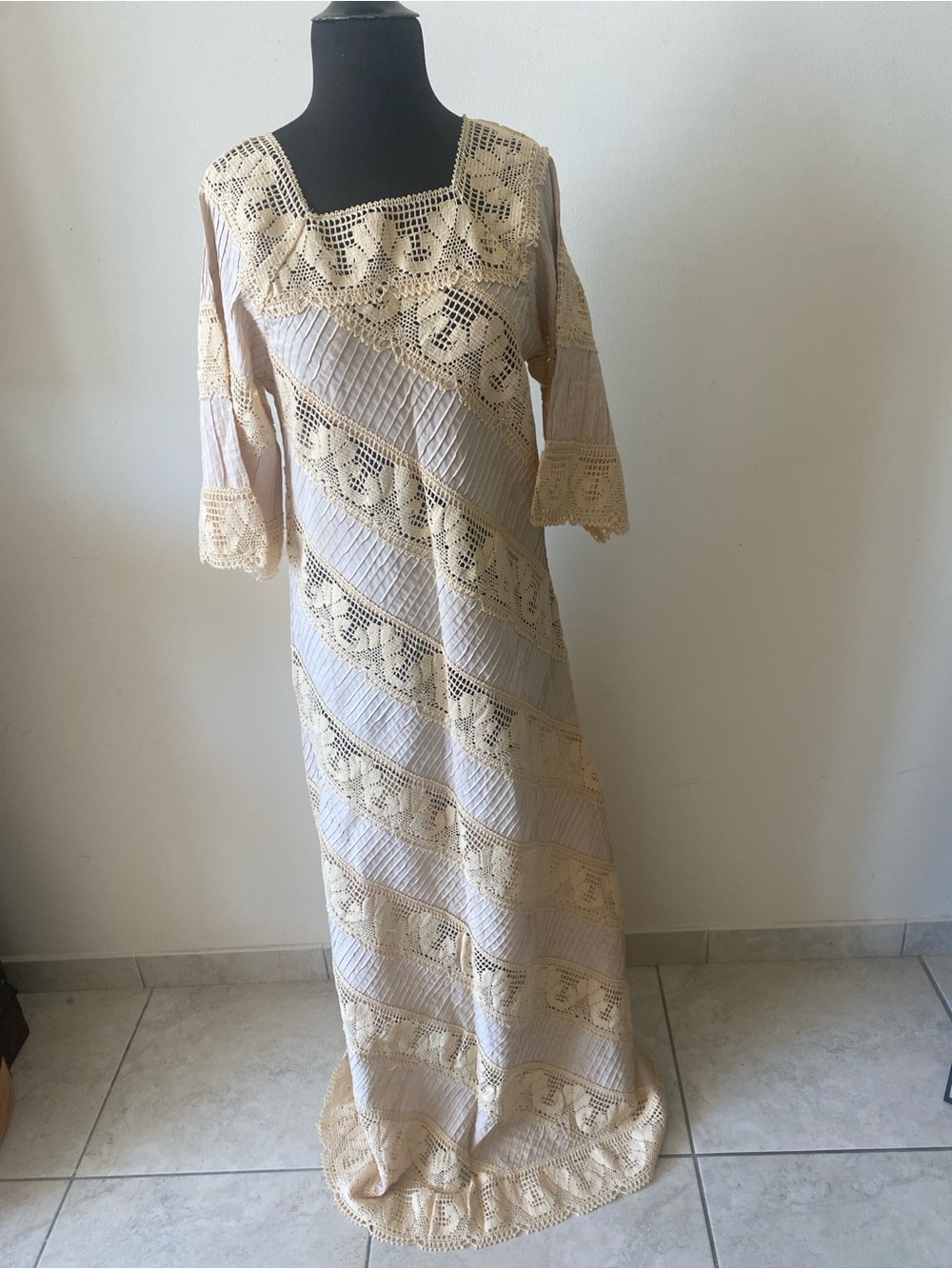 Vintage Mexican Crochet Panel Maxi Dress in Cream